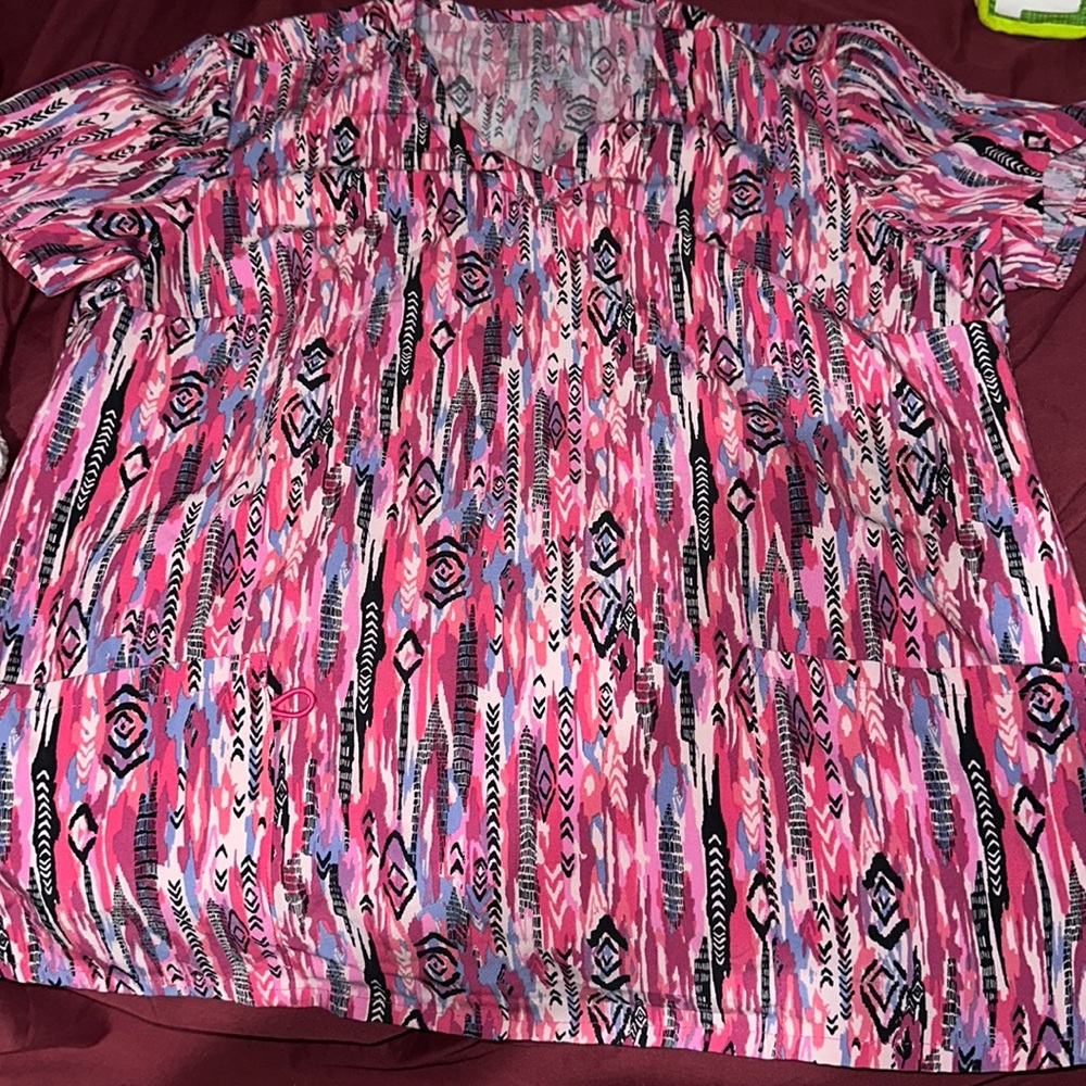 Beautiful medium scrub 👚